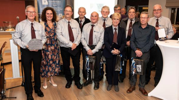 <p>Mehrere Mitglieder der VoG Schieferstollen Recht erhielten im Rahmen der Feierstunde eine Auszeichnung.</p>