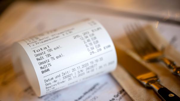 <p>Immer mehr Belgier verzichten auf teure Restaurantbesuche.</p>