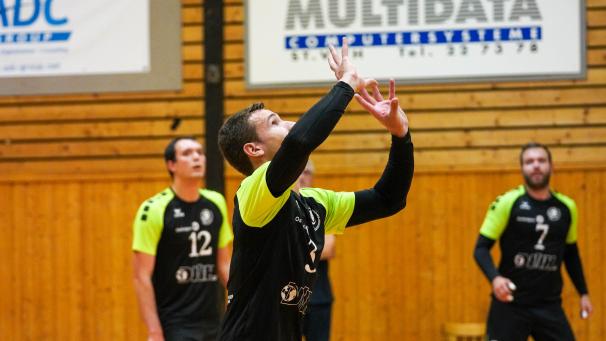 <p>Immer ein Team: Die Lommersweiler Herren punkten im Heimspiel gegen den Tabellendritten Bouillon dreifach.</p>