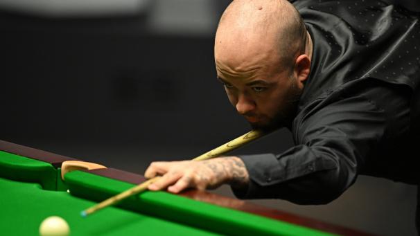 <p>Luca Brecel</p>