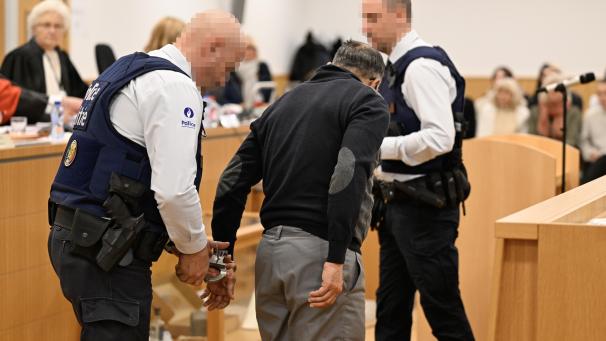 <p>Hat sich Omar Benchamsy des zweifachen Mordes und des versuchten Mordes in fünf Fällen schuldig gemacht? Darüber müssen Ende der Woche die zwölf Geschworenen des Assisenhofesentscheiden.</p>