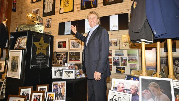 <p>Viele Erinnerungen: Jean-Marie Pfaff in seinem Privatmuseum in Beveren. Am kommenden Montag (4. Dezember) feiert er seinen 70. Geburtstag.</p>