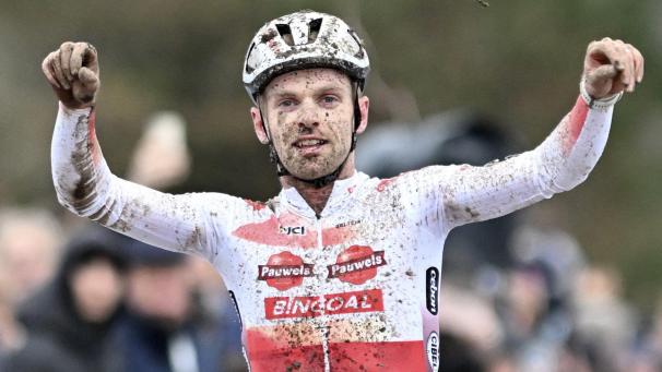 <p>Eli Iserbyt triumphierte in Flamanville.</p>