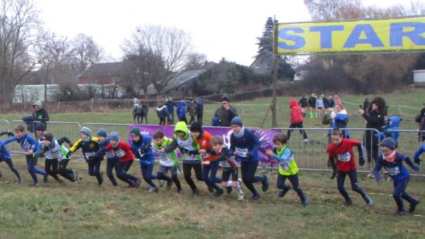 <p>Start frei: Der Nachwuchs macht sich auf die Strecke.</p>
