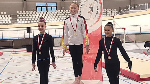 <p>Marie Engels (links) erreichte den zweiten Platz.</p>