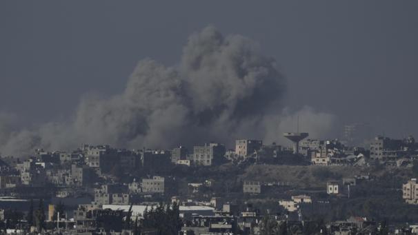 <p>Nach israelischen Angriffen steigt Rauch aus dem Gazastreifen auf.</p>