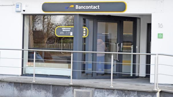 <p>Batopin Geldautomat in Weywertz</p>