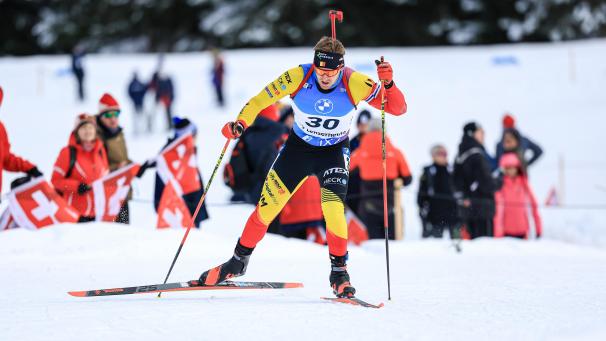 <p>Florent Claude schafft sich im Sprint eine gute Ausgangsposition, um am Sonntag beim Massenstart dabei sein zu dürfen. Zunächst steht aber am Samstag noch das Verfolgungsrennen an.</p>