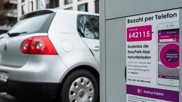 <p>Aktuell sind die Verwaltungsgebühren die einzigen Einnahmen von EasyPark in Aachen, und die Stadt zahlt nicht für den App-Service, dessen Vertrag über drei Jahre läuft.</p>