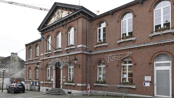 <p>Ein Blick auf das Kelmiser Gemeindehaus</p>