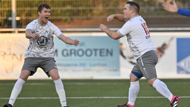 <p>Das war ja klar: Andy Malmendier trifft seine Ex-Mannschaft kurz vor Schluss ins Herz.</p>