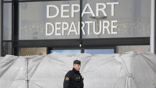 <p>Das Flugzeug wird nun seinen Weg nach Mumbai fortsetzen können.</p>