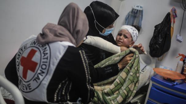 <p>Die Lage in den Krankenhäuser rund um den Gazastreifen sei laut „Medical Aid for Palestinians“ katastrophal.</p>