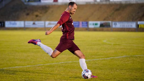 <p>Die große Konstante in Amel: Kapitän Yannick Goenen</p>