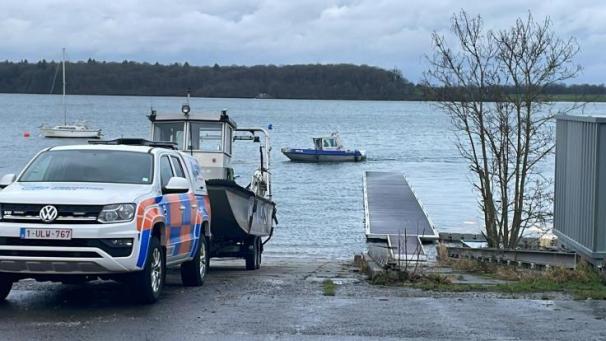 <p>Bereits am Freitag waren die Einsatzkräfte vor Ort.</p>