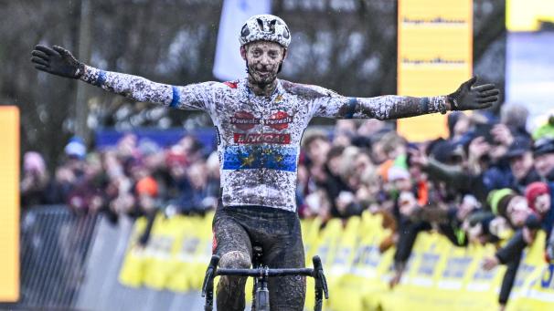 <p>Michael Vanthourenhout siegte in Gullegem.</p>