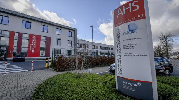 <p>Der „Bachelor in Public and Business Administration“ wird vom ZAWM in Kooperation mit der Autonomen Hochschule (Bild) angeboten.</p>