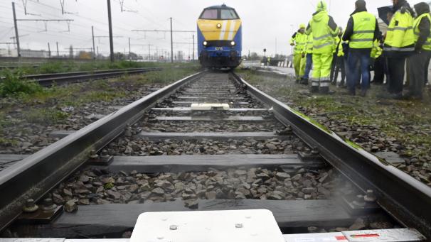 <p>Die Kampagne soll über die Gefahren im Bahnverkehr aufklären.</p>