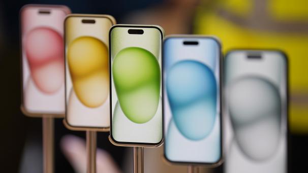 <p>Das neue Apple iPhone 15 wird im Flagship-Store des Technologiekonzerns in der Regent Street in Londonausgestellt.</p>