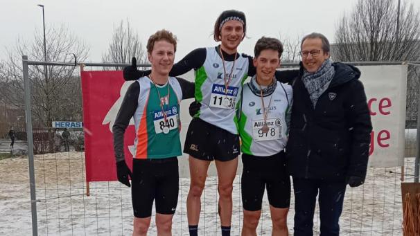 <p>Podium Cross Amay</p>