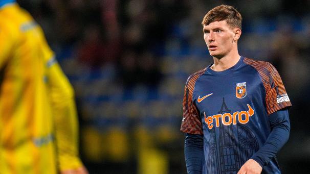 <p>Bialek verletzte sich im ersten Testspiel für Eupen.</p>