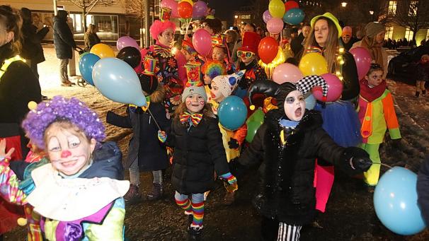 <p>Mit viel Freude zogen die Kinder zum Auftakt des Malmedyer Karnevals durch die Straßen.</p>