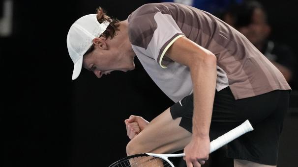 <p>Und wieder den Punkt gemacht: Jannik Sinner steht in Melbourne im Halbfinale.</p>