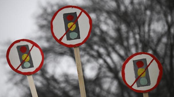 <p>Die Beliebtheit der Ampelkoalition hat einen neuerlichen Tiefpunkt erreicht.</p>
