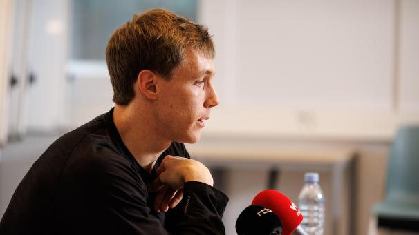 <p>Julien Watrin informierte auf einer Pressekonferenz über die Diagnose.</p>