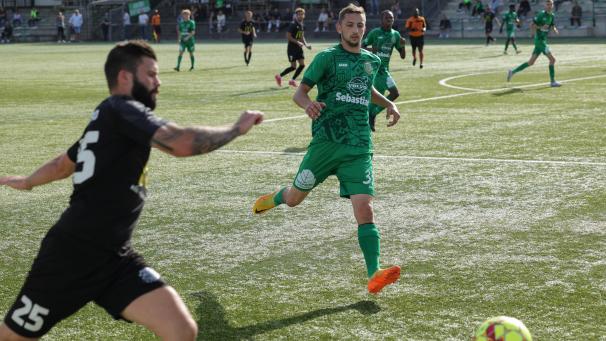 <p>Die Kelmiser um Pierre Kever (rechts) blicken nach oben.</p>