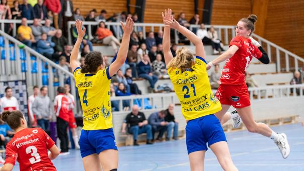 <p>Einmal mehr läuft alles auf einen Titel-Zweikampf zwischen der KTSV Eupen und Sint-Truiden hinaus.</p>