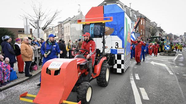 <p>In Reihen der AGK zeigt man sich mit dem Ablauf der Karnevalszüge zufrieden. Es habe kaum Zwischenfälle gegeben und die Teilnehmergruppen hätten sich an die Regeln gehalten.</p>