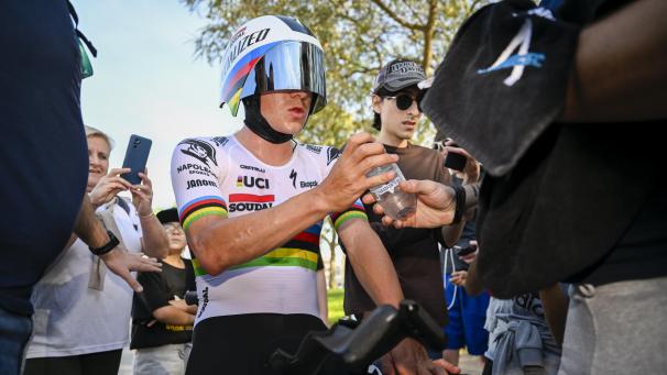 <p>Evenepoel, der bereits 2020 und 2022 gewann, hat die Chance, die Algarve-Rundfahrt zum dritten Mal in seiner Karriere zu gewinnen.</p>