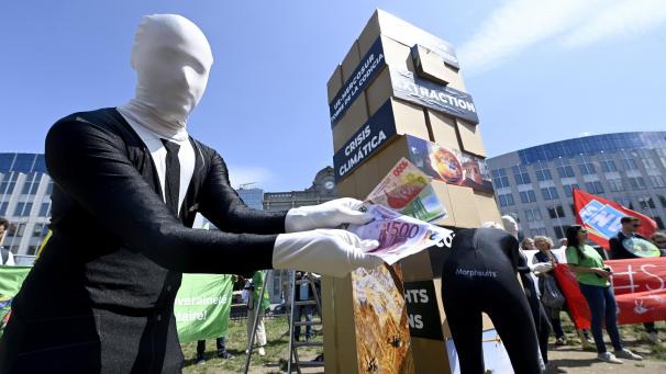 <p>Protest im vergangenen Sommer in Brüssel gegen das EU-Mercosur-Freihandelsabkommen. Auch im Parlament der DG stößt das Vertragswerk auf eine breite Ablehnung.</p>