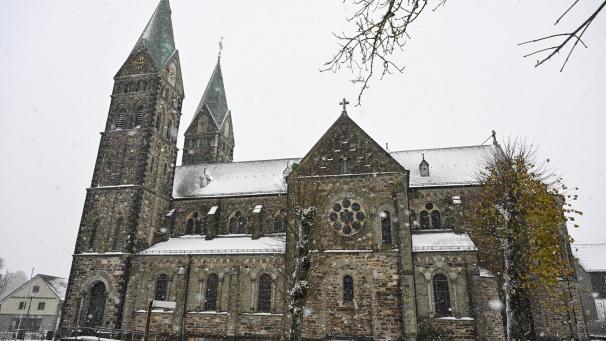 <p>Unbekannte haben am vergangenen Sonntag in der Pfarrkirche in Kalterherberg Feuer gelegt.</p>