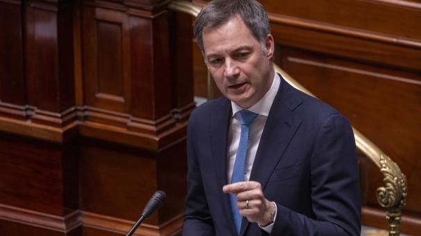 <p>Premier De Croo im Kammerplenum</p>