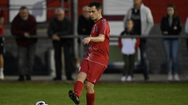 <p>Recht nimmt die drei Punkte mit an den Kuhnenbrunnen.</p>