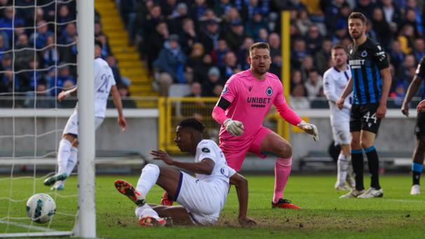 <p>Angulo traf in der Nachspielzeit zum 2:1 für Anderlecht.</p>