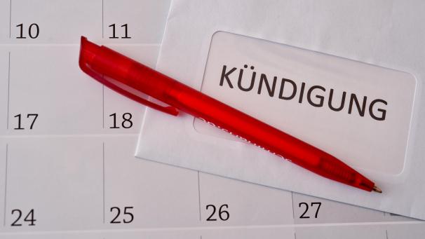 <p>Der aktuelle Trend zeigt auf, dass mehr Arbeitnehmer entlassen werden, als in den letzten Jahren.</p>