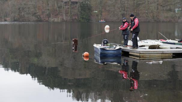 <p>Die Angelperioden respektieren die Laichzeiten der Fische. In den letzten Jahren musste die Fischerei in den Sommermonaten oft wegen Niedrigwassers geschlossen werden.</p>