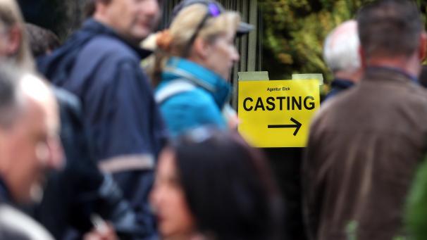 <p>Im Rheinland werden Komparsen für ausschweifende Szenen in einem Gasthaus gesucht.</p>