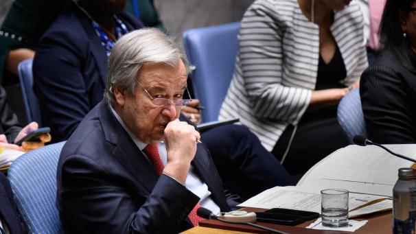 <p>Im Sudan herrscht ein blutiger Machtkampf, UN-Generalsekträr Guterres fordert nun eine Waffenruhe.</p>