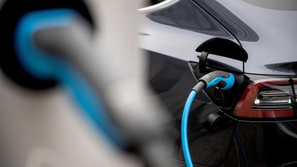 <p>Die Regionalregierung der Wallonie hatte sich vorgenommen, bis 2030 mehr Ladepunkte auf die Strecke zu bringen.</p>