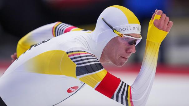 <p>Nach Tag eins in Inzell ist das Podium für Bart Swings noch möglich.</p>