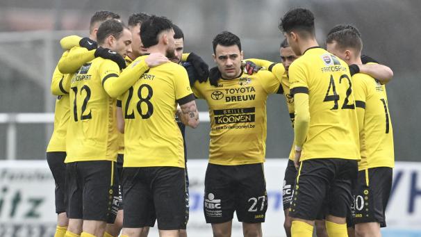 <p>Nach nur einem Punkt aus drei Partien gewinnt der RFC Raeren-Eynatten das Verfolgerduell gegen Aywaille mit 2:1.</p>