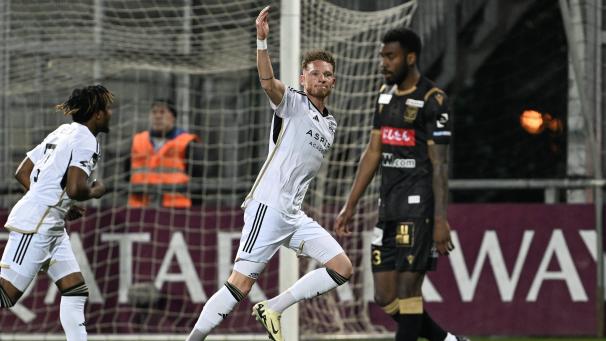 <p>Renaud Emond erzielte gegen Sint-Truiden seinen zweiten Treffer für Eupen.</p>