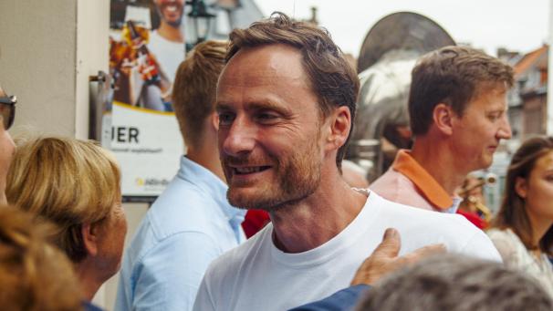 <p>Der belgische Entwicklungshelfer hat 455 Tage in iranischer Haft verbracht, jetzt setzt er sich für die Sicherheit in der humanitären Branche ein.</p>