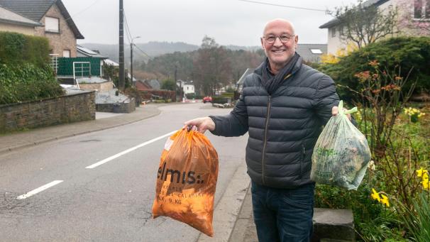 <p>Seit Einführung der Biotüte braucht Schöffe Marcel Henn nur noch alle drei Wochen einen Restmüllsack.</p>
