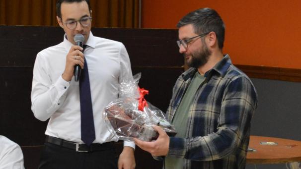 <p>Der Kgl. Musikverein Meyerode, vertreten durch Präsident Andy Kringels, empfängt in diesem Jahr wieder Biersommelier Mario „Bolle“ Jates.</p>