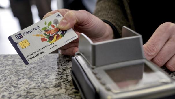 <p>Die Mahlzeitschecks können hierzulandeunter anderemin Supermärktengegen Lebensmittel eingelöst werden. Aber auch einige Restaurants akzeptieren die Gutscheine.</p>